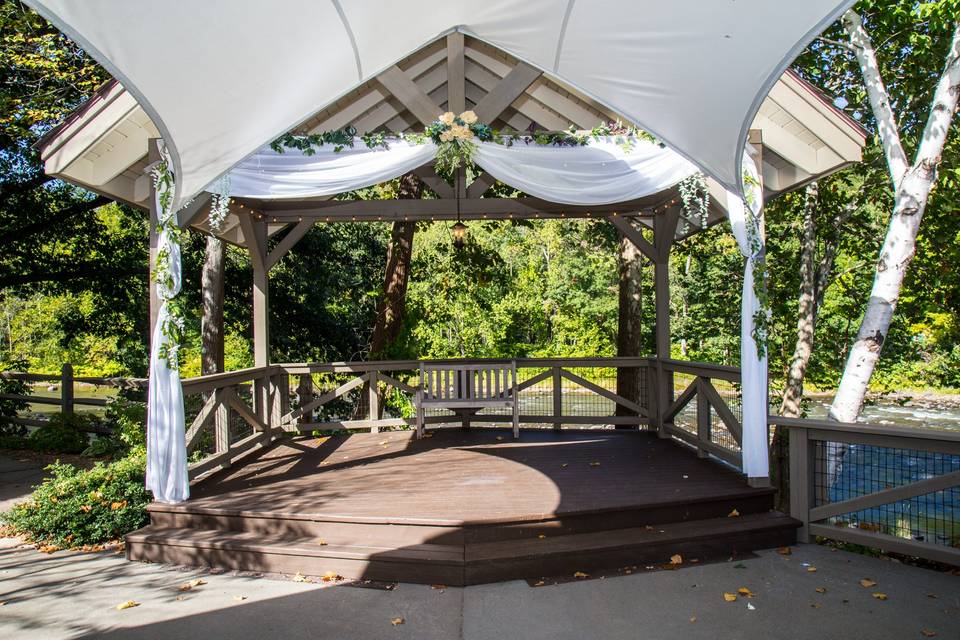 Outdoor Ceremony