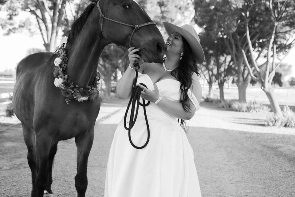 imresizer-Maddasin&Gavin'sWedding-1232.jpg