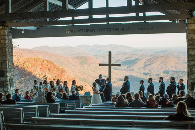 Pretty Place Chapel Wedding
