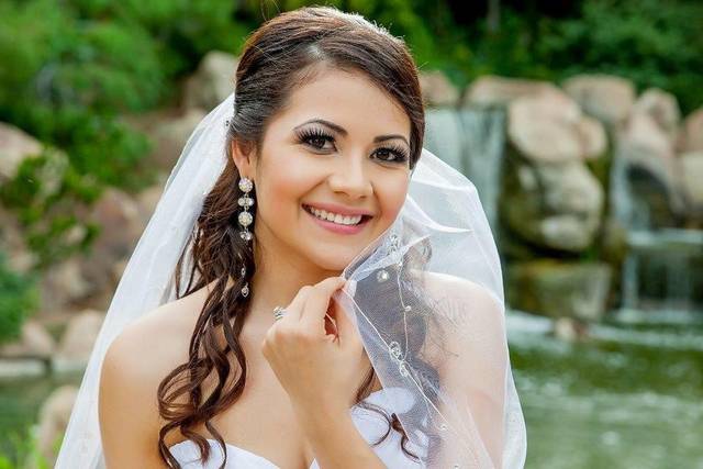 Bella Makeup