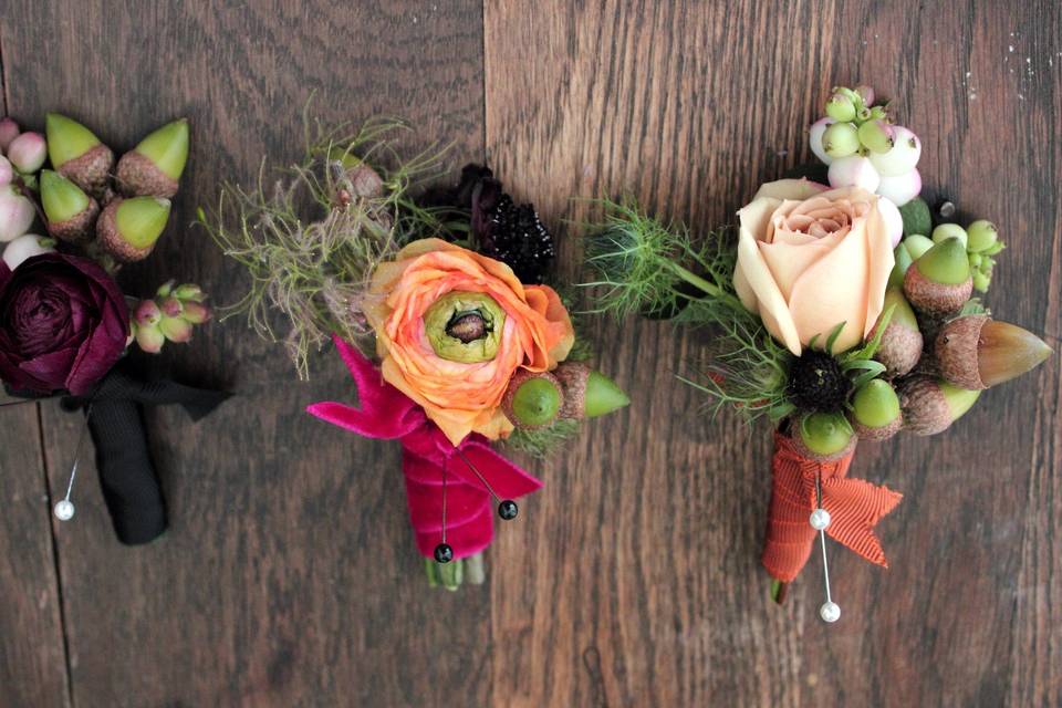 Rustic Fall boutonnieres by Sachi Rose