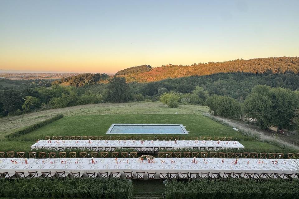 Imperial table on the pool