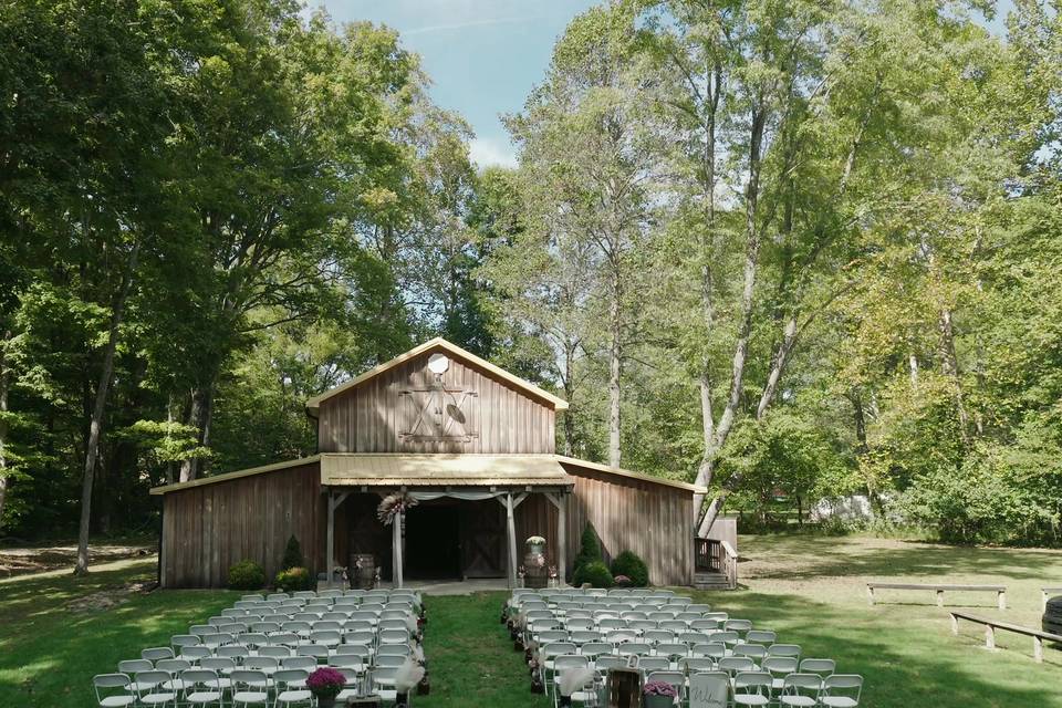 smf-google-08-venue-aerial-barn-ceremony-2400.jpg