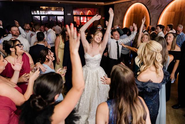Chicago wedding dancing