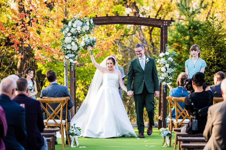 Fall outside ceremony