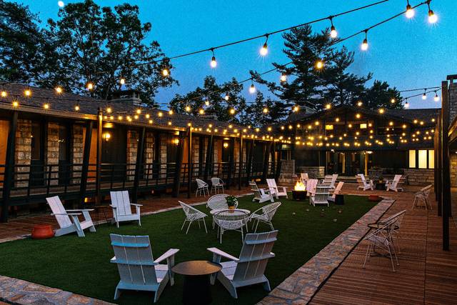 The Skyline Lodge courtyard