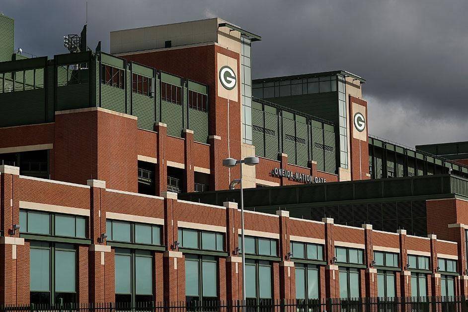 Lambeau Field Hall of Fame Museum - Green Bay, WI - GX85