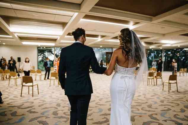 Grand Entrance of Bride+Groom