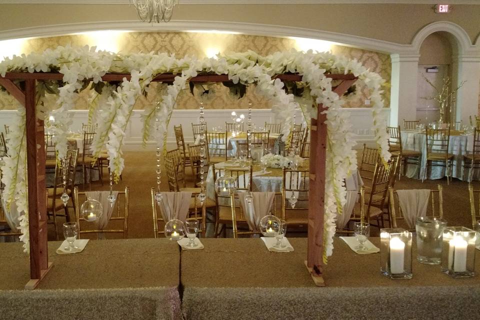 Head table centerpiece