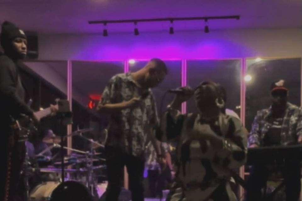 Envee Restaurant Gig