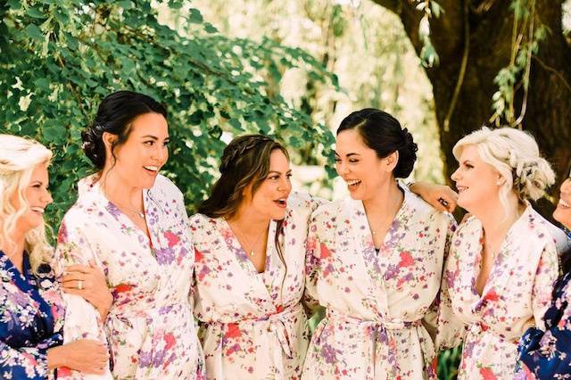 Bridemaids at Willows Inn