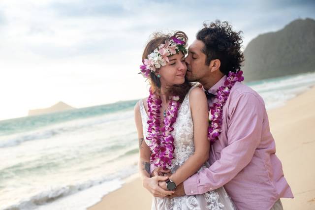 Memorable Hawaii Weddings