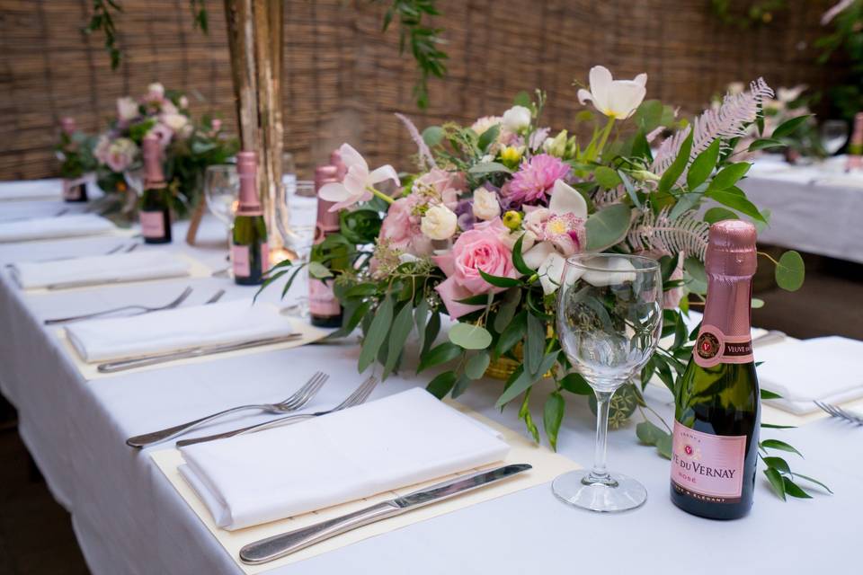 Head table setting