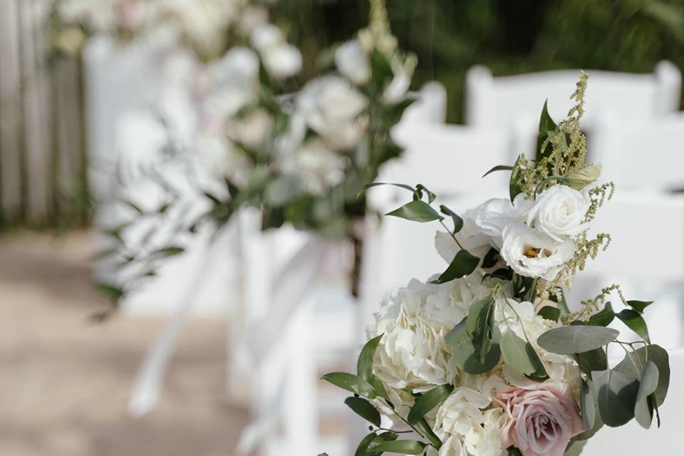 snowdrop flower bouquet