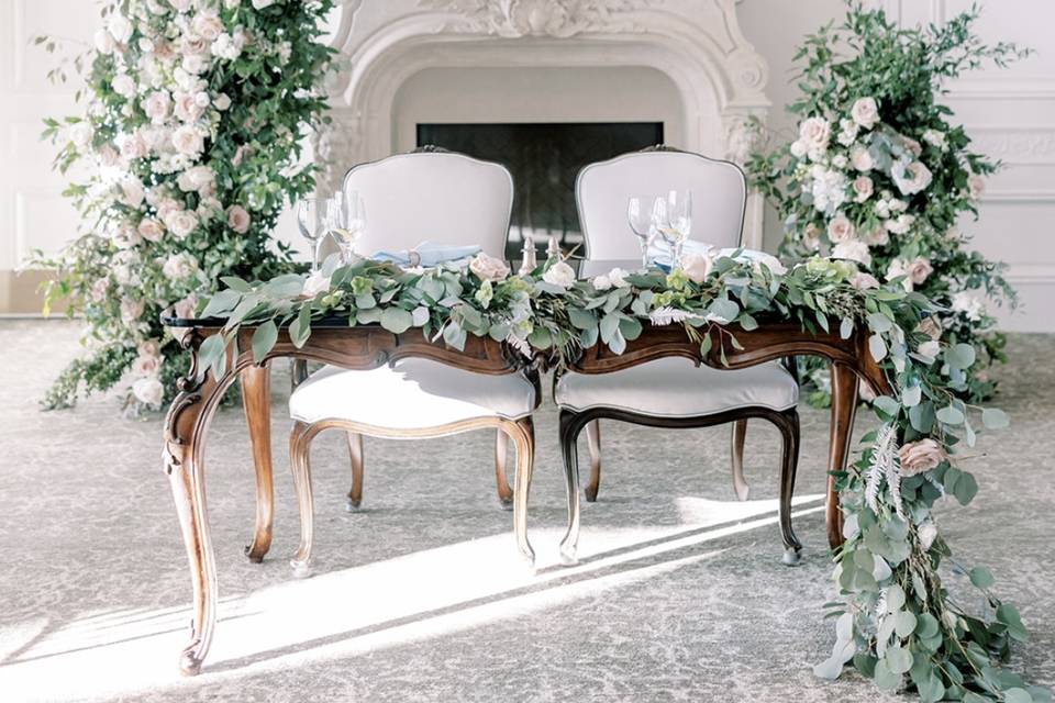 Sweetheart table