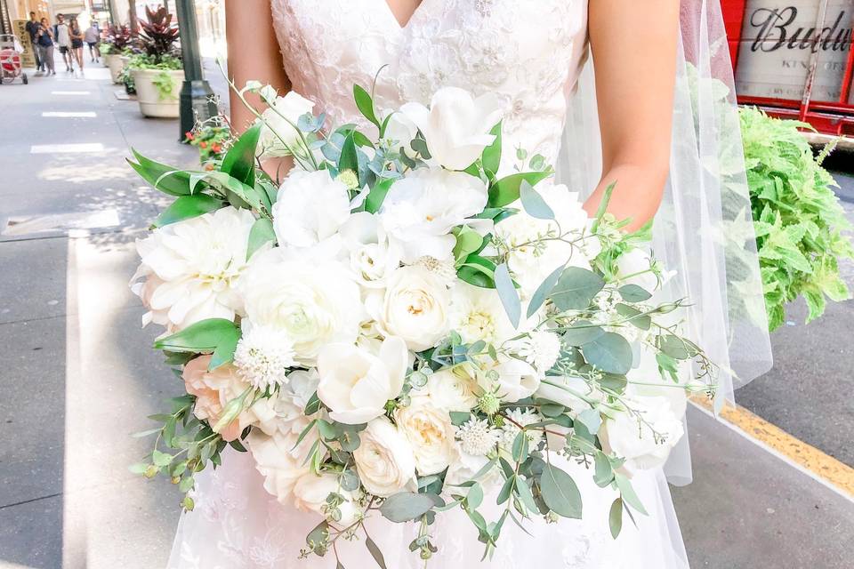 White Bridal bouquet