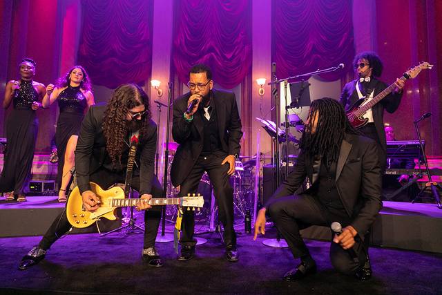 Onyx Band