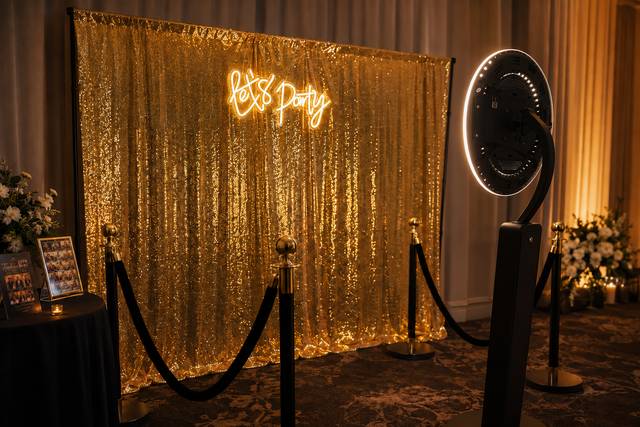 Luxury wedding booth setup