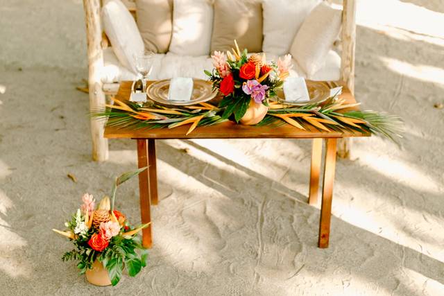 Sweet heart table
