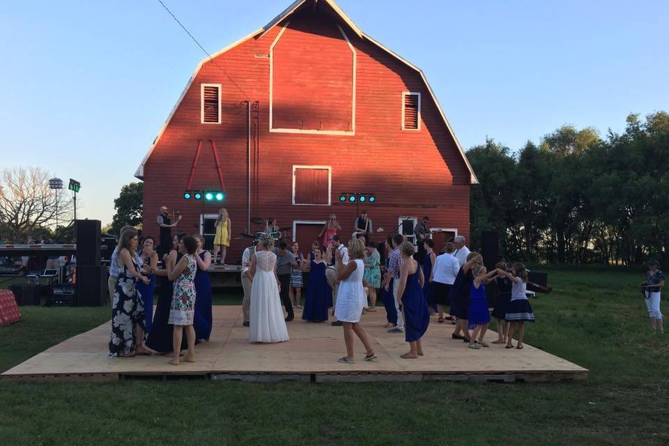 Barn weddings