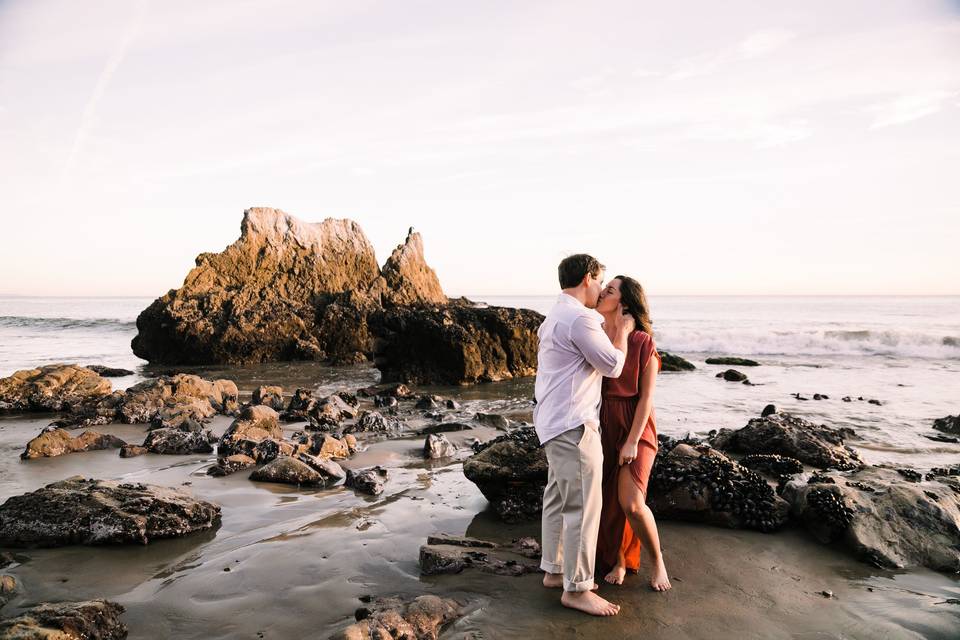 Engagement photoshoots at the beach - Anokiart Photography