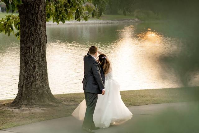Candid Couple Photo near Lake