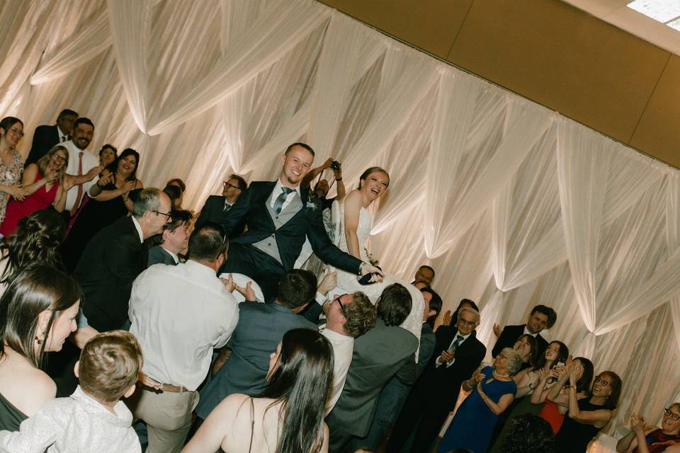 The Hora!