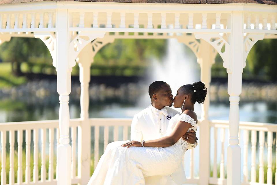 Couple in the gazebo