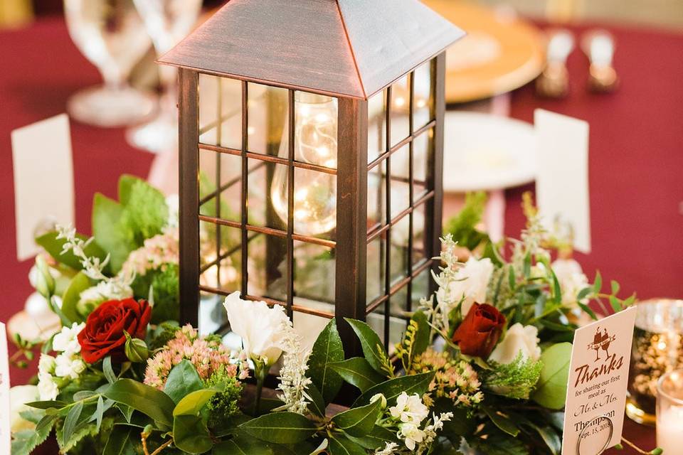 Guest table centerpieces