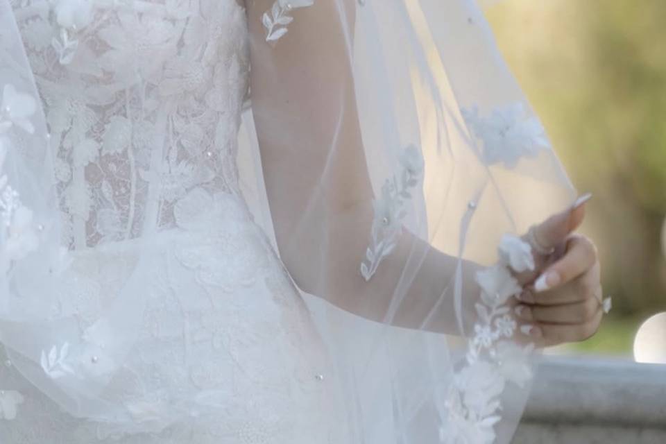 A moment for this lace veil