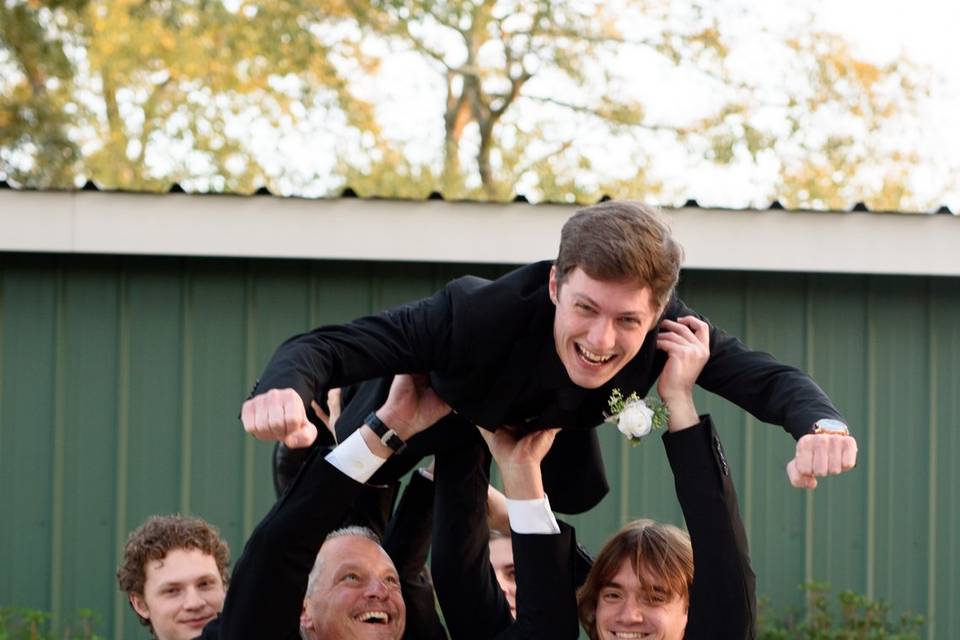 Groomsmen