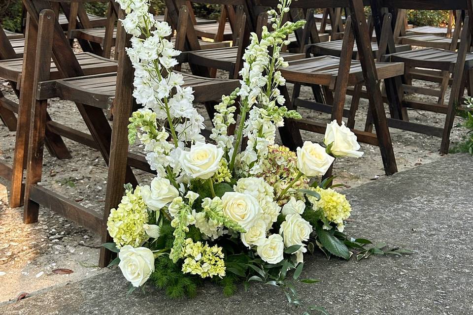 Meant To Bee Floristry