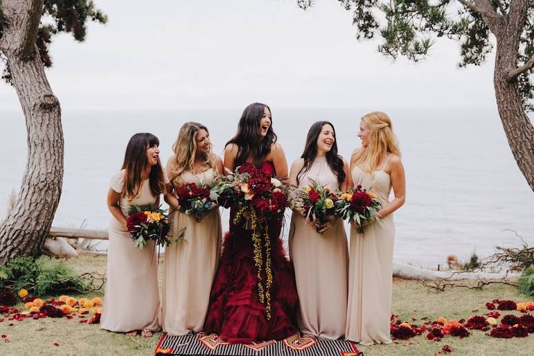 The bride with her bridesmaids