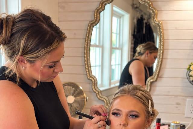 Stunner Makeup by Hannah