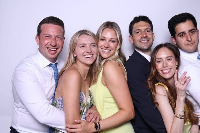 Click and Joy Photo Booth