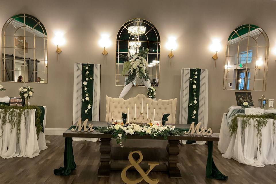 Bride & Groom Seating