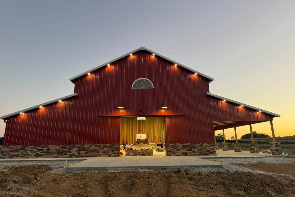 Malin’s Red Barn & Family Farm