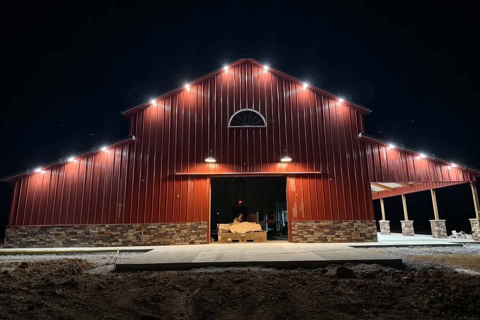 Weddings at Malin’s Red Barn