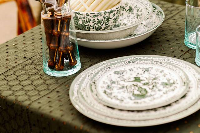 Green Peacock Dinnerware