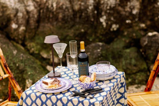 Blue Peacock Dinnerware