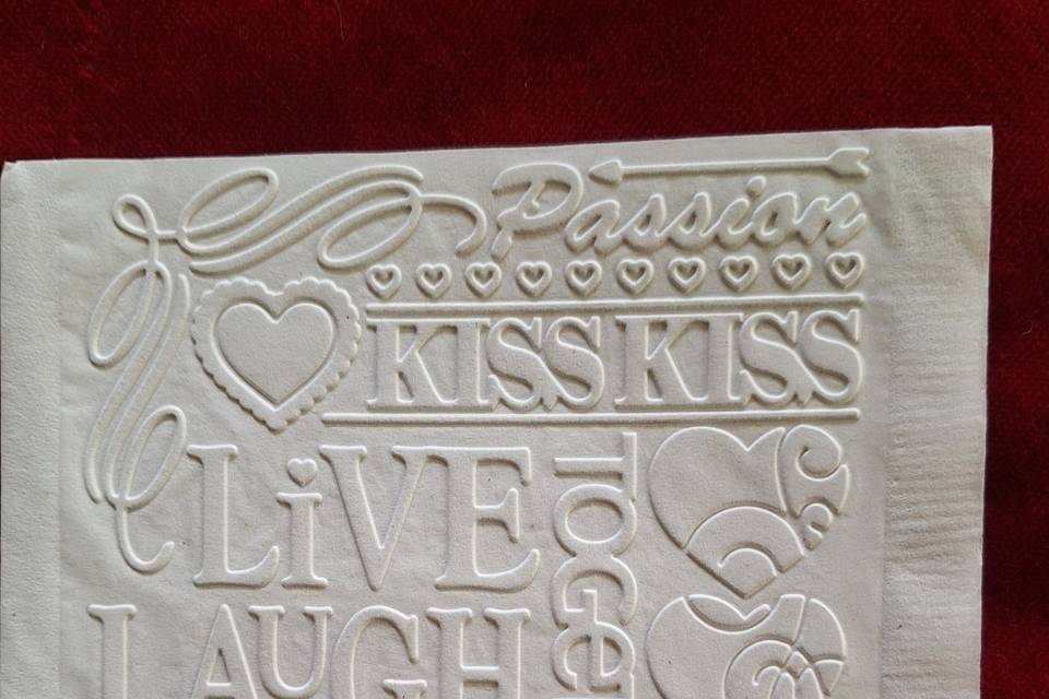 Embossed Kiss Kiss