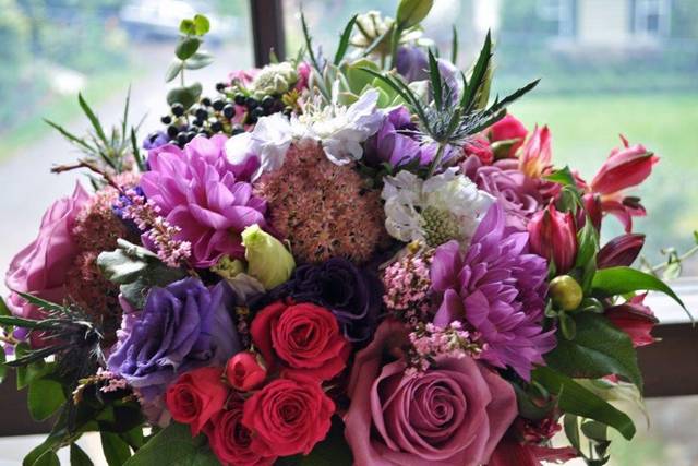 Chattanooga Florist - Flower Delivery by Chantilly Lace Floral Boutique