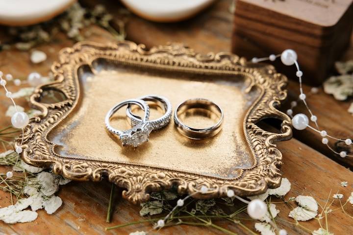 Flat Lay Details