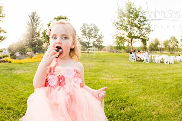 Stone House lawn. Jaimie Johnson Photography.