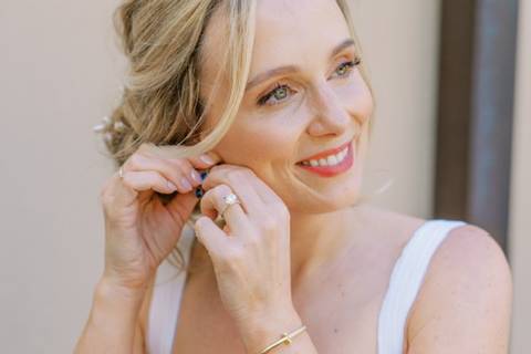 Fresh Faced Bride
