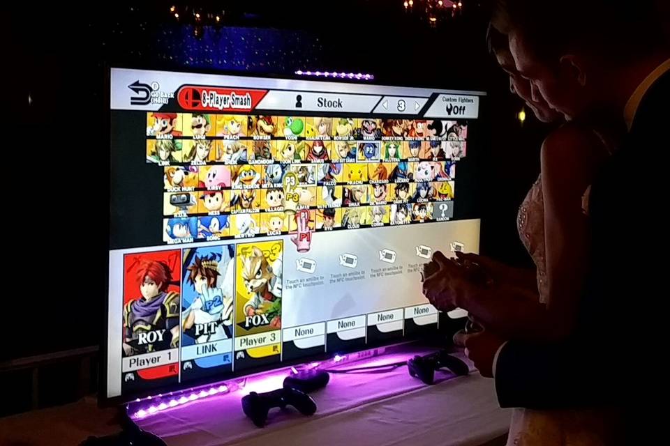 Quick game of Super Smash Bros