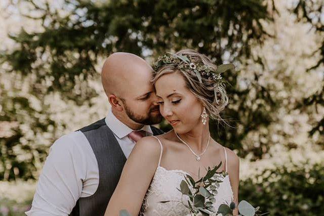 Thistle and Thyme Wedding Designs