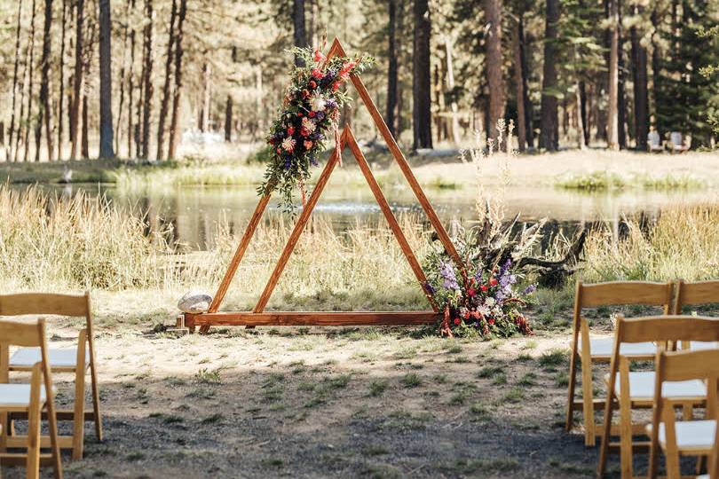 Arbour arrangement & Spray