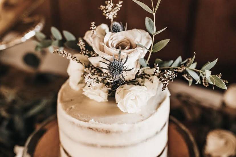 Adorable cake piece!