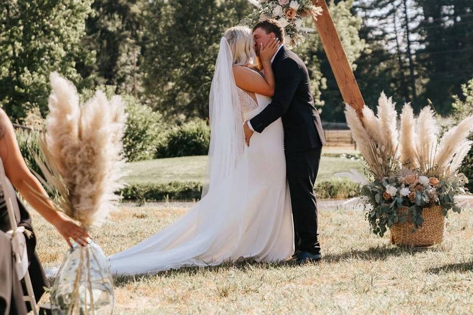 Boho/pampas style wedding